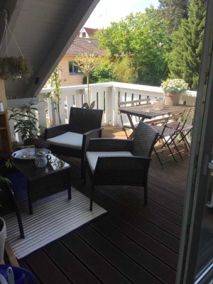 Schöne 3-Zimmer-Dachgeschosswohnung mit 2 Balkonen - Privatverkauf