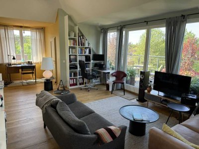 Luxuriöses Penthouse im Grünen mit 360° Studio & zwei Dach-Terrassen