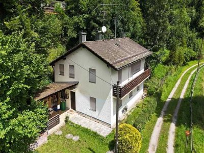 Idyllisch wohnen, individuell gestalten – Einfamilienhaus mit Entwicklungspotential