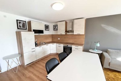 Vollständig Möblierte und Exklusive 5-Zimmer-Wohnung in Göppingen.