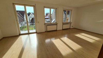 Lichtdurchflutete 4-Zimmer Wohnung in Frensdorf