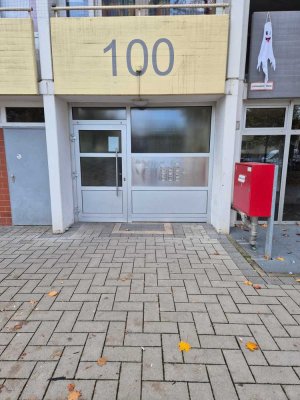 Helle 2-ZKB-Wohnung (nur mit vorhandenem Wohnberechtigungsschein) zu vermieten