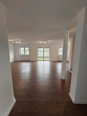 Rodenbach - DHH, 6 Zimmer, 2 Bäder, Gäste-WC, Carport