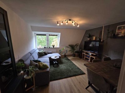 Helle 3.5-Zimmer-Wohnung mit Einbauküche & Garage in Neustadt