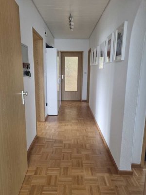 Attraktive 3-Zimmer-Wohnung mit Balkon und EBK in Möhrendorf
