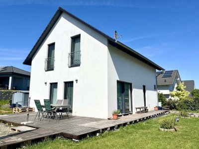 Modernes Einfamilienhaus in ruhiger Lage von Friedewald #virtuellerrundgang
