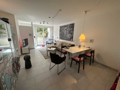 Lichtdurchflutete 2-Zimmer Wohnung in zentraler, ruhiger Lage in Dreieich-Sprendlingen