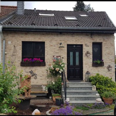 Charmantes Haus in zentraler grünen Lage von Neersen