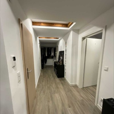 Frisch sanierte 3-Zimmer-Dachgeschosswohnung in Nußloch – Charme, Stil & ein offenes Wohngefühl