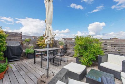 64 Stufen ins Glück. Stilvolle Maisonettewohnung mit zwei Dachterrassen