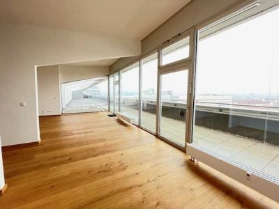 ***Exklusives Penthouse im 12. Obergeschoss: Luxus mit Panoramablick***
