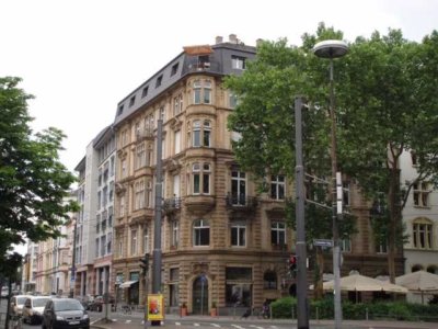 2-Zimmer-Traumwohnung, sehr hell, spektakulärer Skyline-Blick