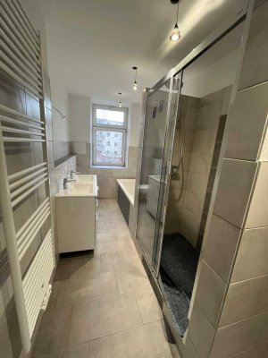 Sanierte 4-Zimmer-Wohnung mit Balkon und Winter-Goitzscheblick