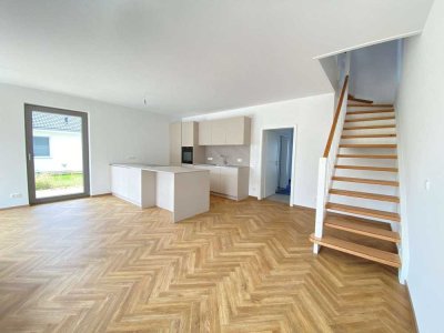 Große Doppelhaushälfte | Erstbezug |  EBK | Carport | www.LUTTER.net