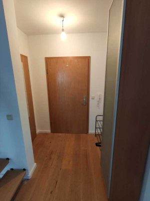 Geschmackvolle 3-Zimmer-Maisonette-Wohnung mit gehobener Innenausstattung mit EBK in Waldsee