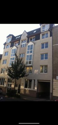 3-Zimmer, K, D ,B, Balkon, Aufzug, Eiskellerplatz,  saniert , ruhige Lage, PKW möglich