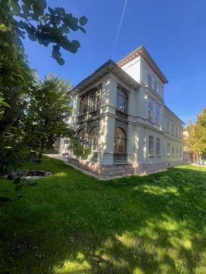 Wohnen im Townhaus  mit  Terrassenwohnung in einer historischen vollsanierten Stadtvilla