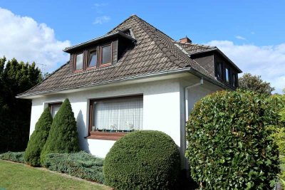 0 % Käuferprovision! Einfamilienhaus mit Einliegerwohnung & herrlichem Garten in zentraler 30er-Zone