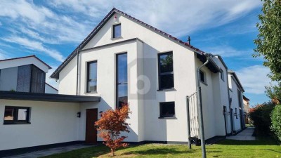 EXKLUSIVES WOHNEN AUF HÖCHSTEM NIVEAU