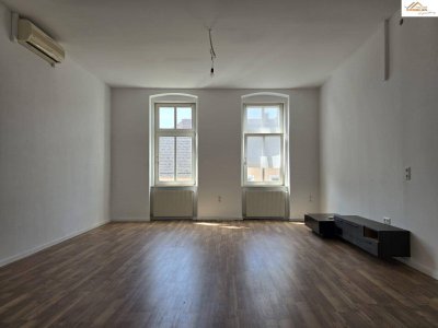 98 m² Altbauwohnung in Toplage zu vermieten