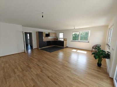 Von Privat: 2-Zimmer-Wohnung in Holzkirchen