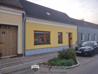 "Endstation Haus Desire"