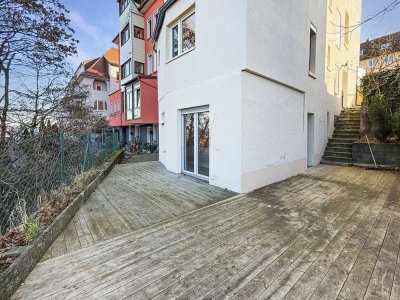 Neuwertige Terrassenwohnung mit ca. 100m² Terrassenfläche – Stilvoll wohnen in begehrter Lage