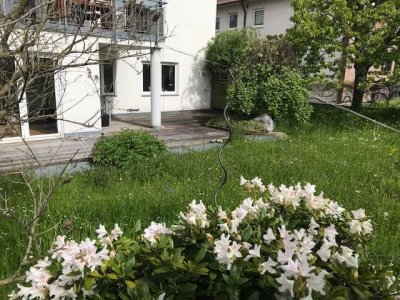 Helle 3,5-Raum-EG-Wohnung mit Terrasse und EBK in Holzgerlingen