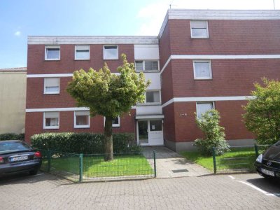 Gut geschnittene, helle und großzügige 4 Zimmer-Wohnung in Verl-Sürenheide im 2. OG