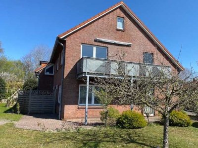 Husum: 3 Zimmer-Erdgeschosswohnung mit Terrasse in guter Lage zu vermieten! OTTO STÖBEN Immobilien