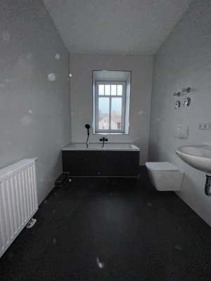 ** 2 Monate mietfrei** 2-Raum-Wohnung, ruhig gelegen mit Tageslichtbad