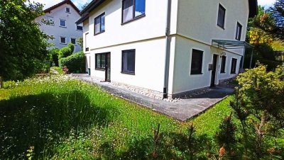 Neu sanierte helle 2 Zimmerwohnung