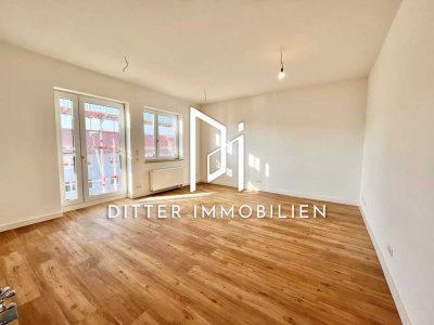 ERSTBEZUG! Moderne, sonnige 4-Zimmer-Dachgeschosswohnung mit Balkon