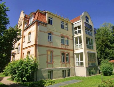 Ihr neues Zuhause: 5,5 Zi. - 130 m² große Souterrain-ETW in Villa in ruhiger Ellw. Zentrumslage
