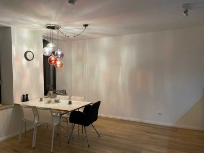 Stilvolle, gepflegte 2-Zimmer-Hochparterre-Wohnung mit gehobener Innenausstattung in Leipzig