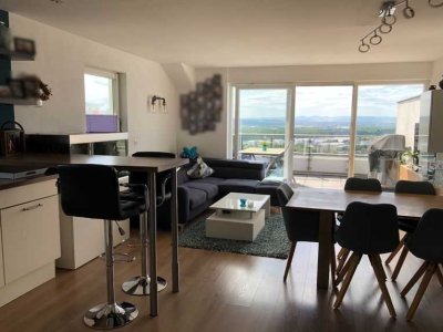 Ruhige Traumwohnung mit Rheinblick und zwei Stellplätzen