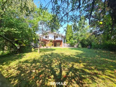 Für Gewerbetreibende geeignet: Traumhaftes sonniges Grundstück mit großzügigen Anwesen in Natters!