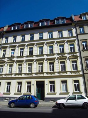 3 Raum Wohnung mit Einbauküche