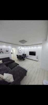 350000 € - 90 m² - 3.5 Zi.