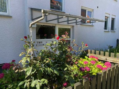 2-Zimmer-Maisonette-Wohnung mit großem Balkon, zentral und sehr ruhig gelegen