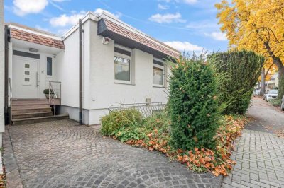 Tolle Gelegenheit - stilvoller Bungalow in begehrter Lage 
in FR-St.Georgen