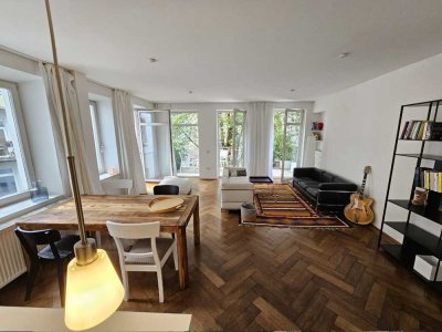 4-Zi-Altbau-Traum m. Terrasse, 108 m² am Roecklplatz, Parkett, Stuck, Licht/Sonne, Rarität v. PRIVAT