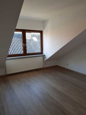 2-Zimmer-Dachgeschoss-Wohnung