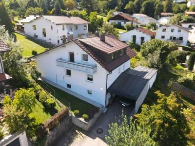 Ein- oder Zweifamilienhaus mit großem Grundstück in Hauzenberg!