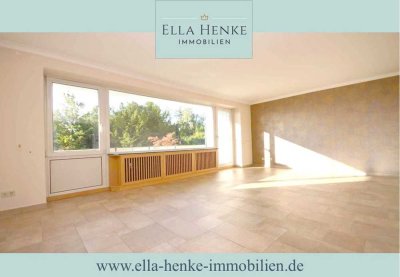 Sonnige und stilvolle 4-Zimmer-Wohnung mit großem Balkon + traumhaftem Ausblick...