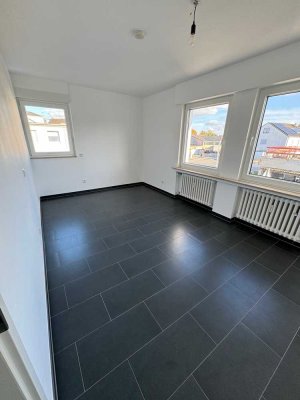 Alt-Baumberg!! Schöne 3 Zimmerwohnung Provisionsfrei!!