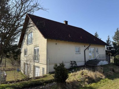 Großes Zweifamilienhaus mit vorbereitetem DG in herrlicher Randlage von Blaufelden-Raboldshausen