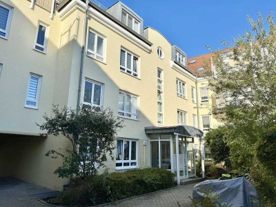 Tolle DG-Maisonette-Wohnung mit Dachterrasse, BLK und TG-Stellplatz!