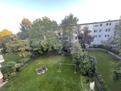 Charmante 1 -Zimmer Wohnung im 3. OG mit Balkon in Regensburg-Westenviertel