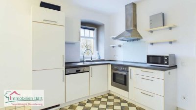 PERL-BORG: 72 M² WOHNUNG MIT KAMINOFEN & EINBAUKÜCHE